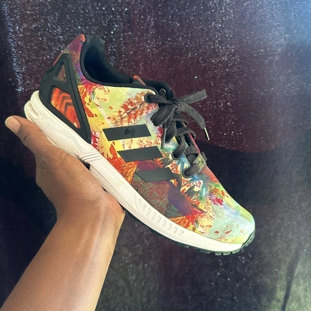 adidas youth sneakers